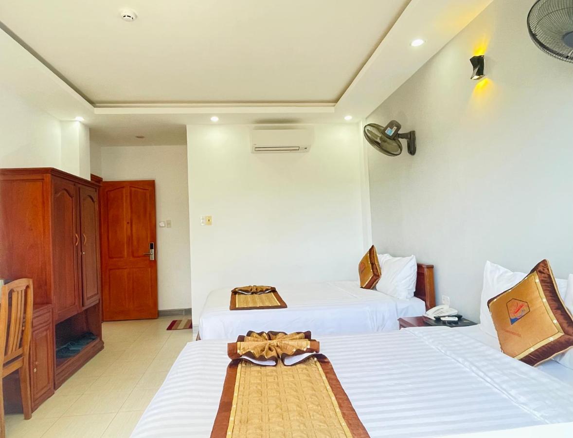 Y Linh Hotel Quy Nhon Exterior photo