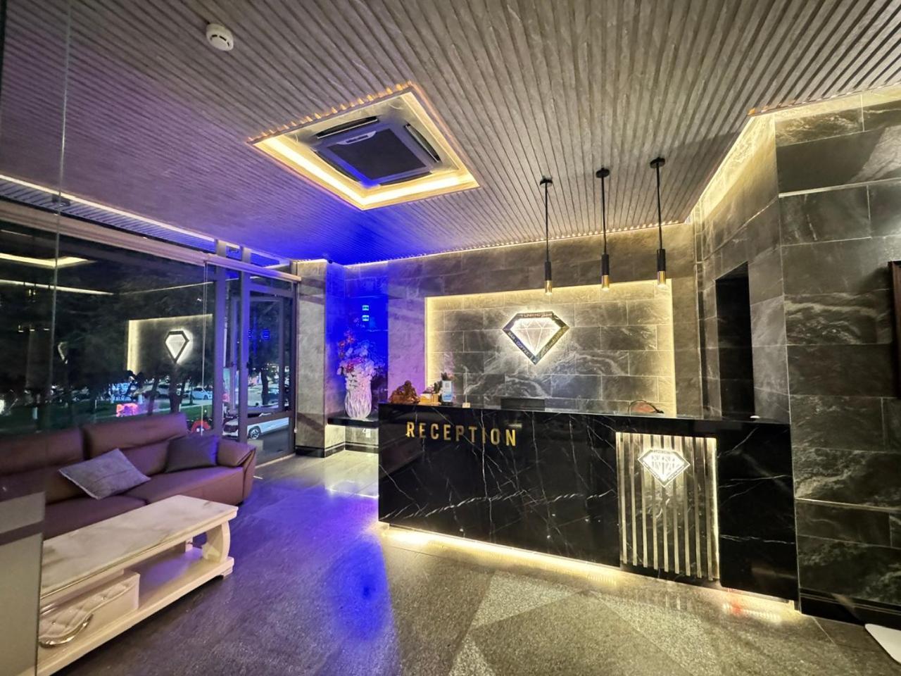 Y Linh Hotel Quy Nhon Exterior photo